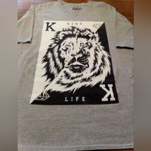 Popular Poison King Life Split Lion Light Gray Size 3XL T-Shirt